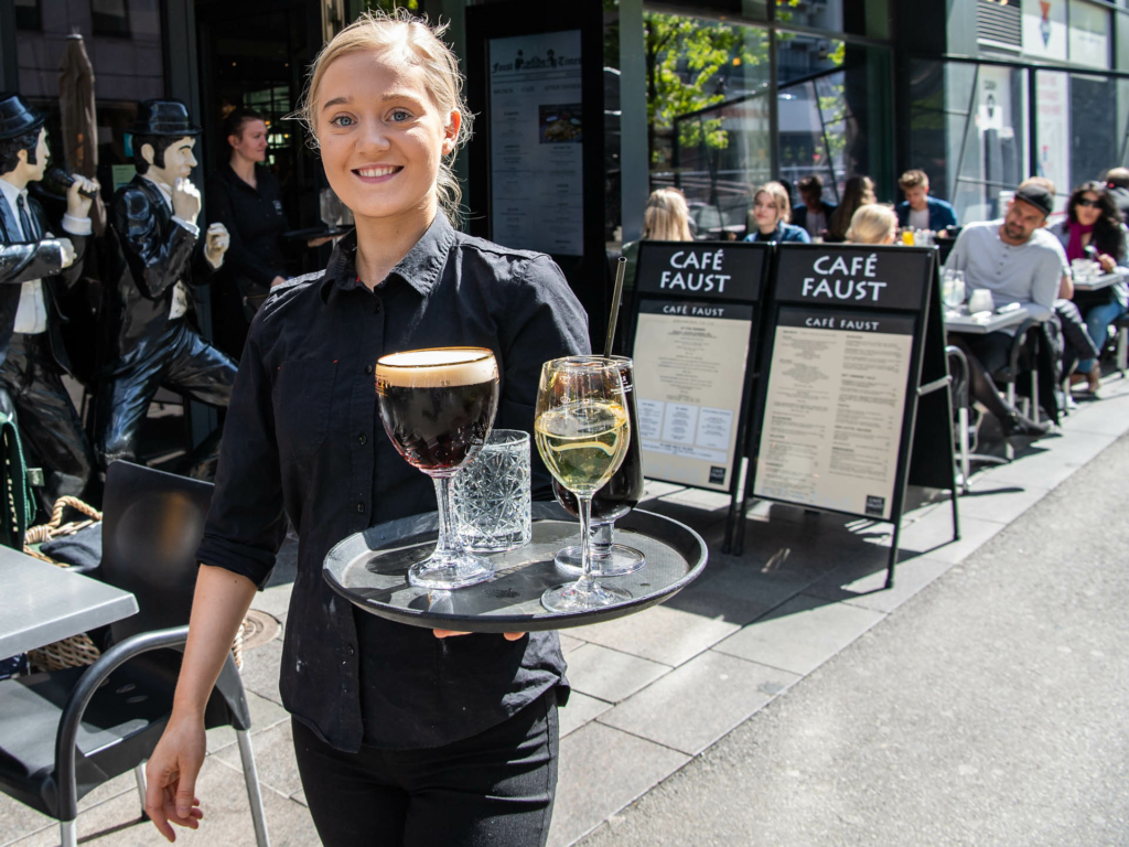 Café Faust ved åen i Aarhus_-9