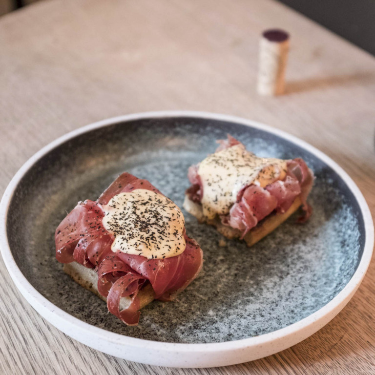 Snacks hos MasVino i Klostergade i Aarhus C