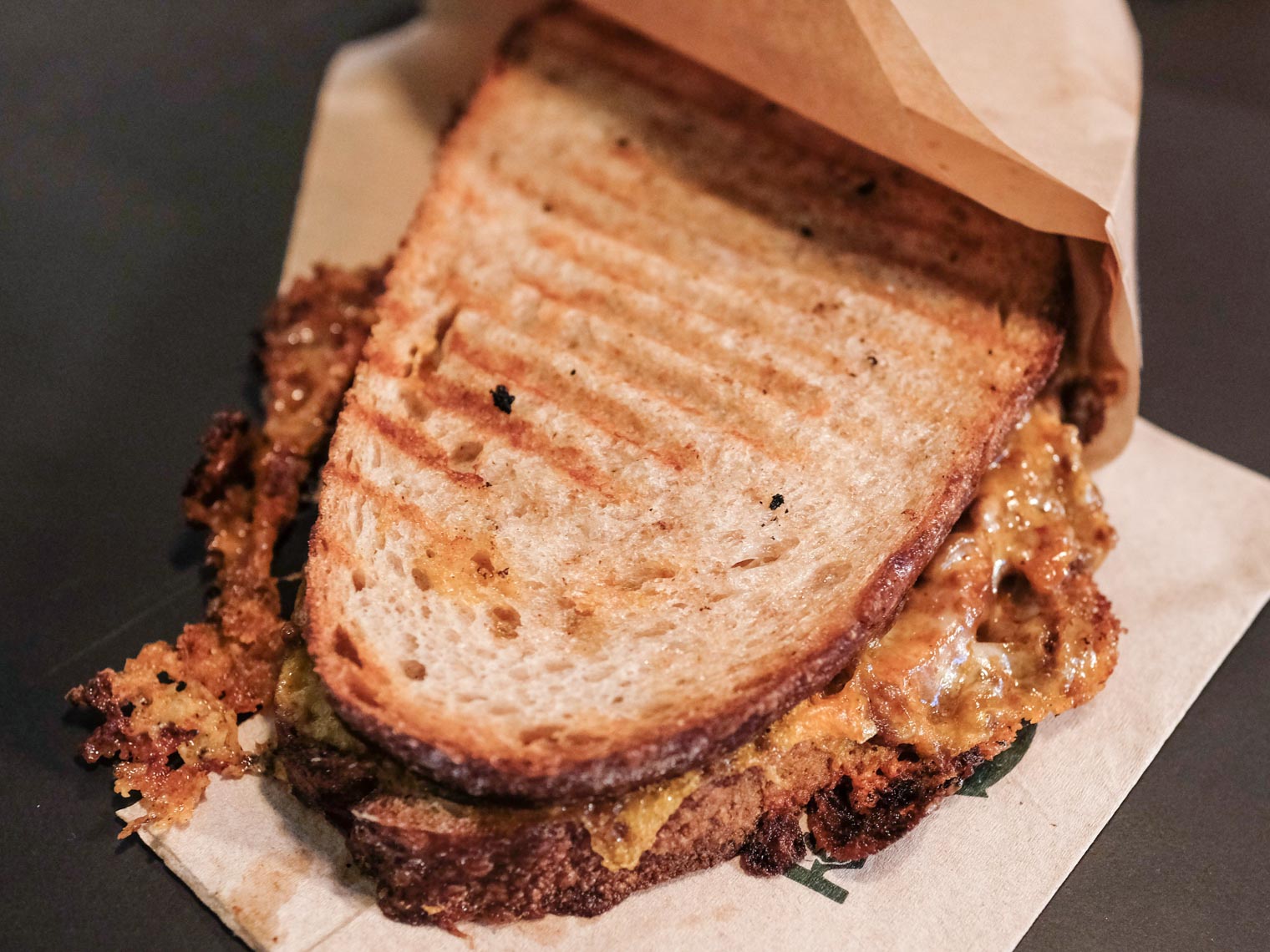 TOASTiT hjemmelavede surdejstoast i Klostergade