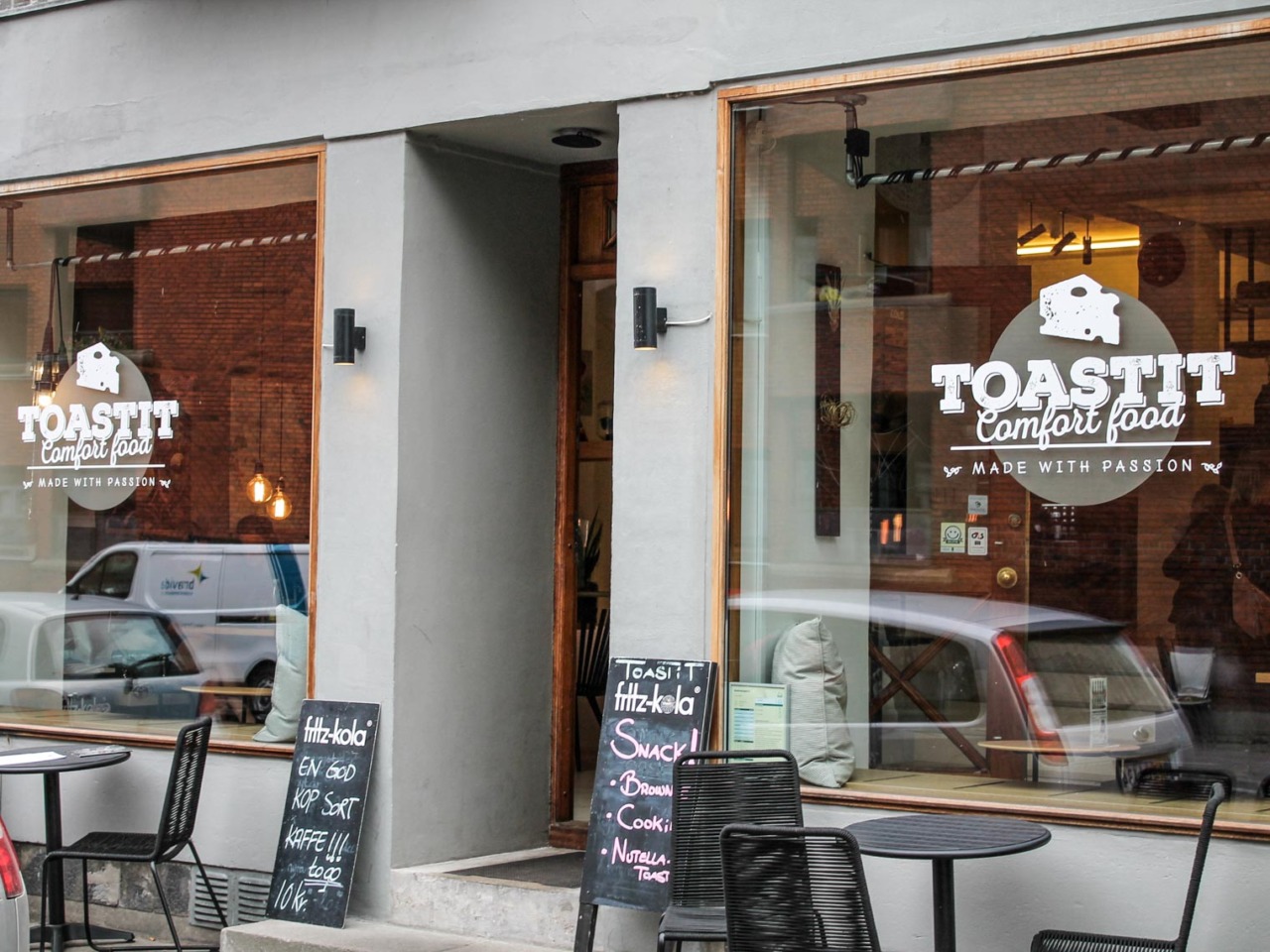TOASTiT i Klostergade i Aarhus set udefra gaden.