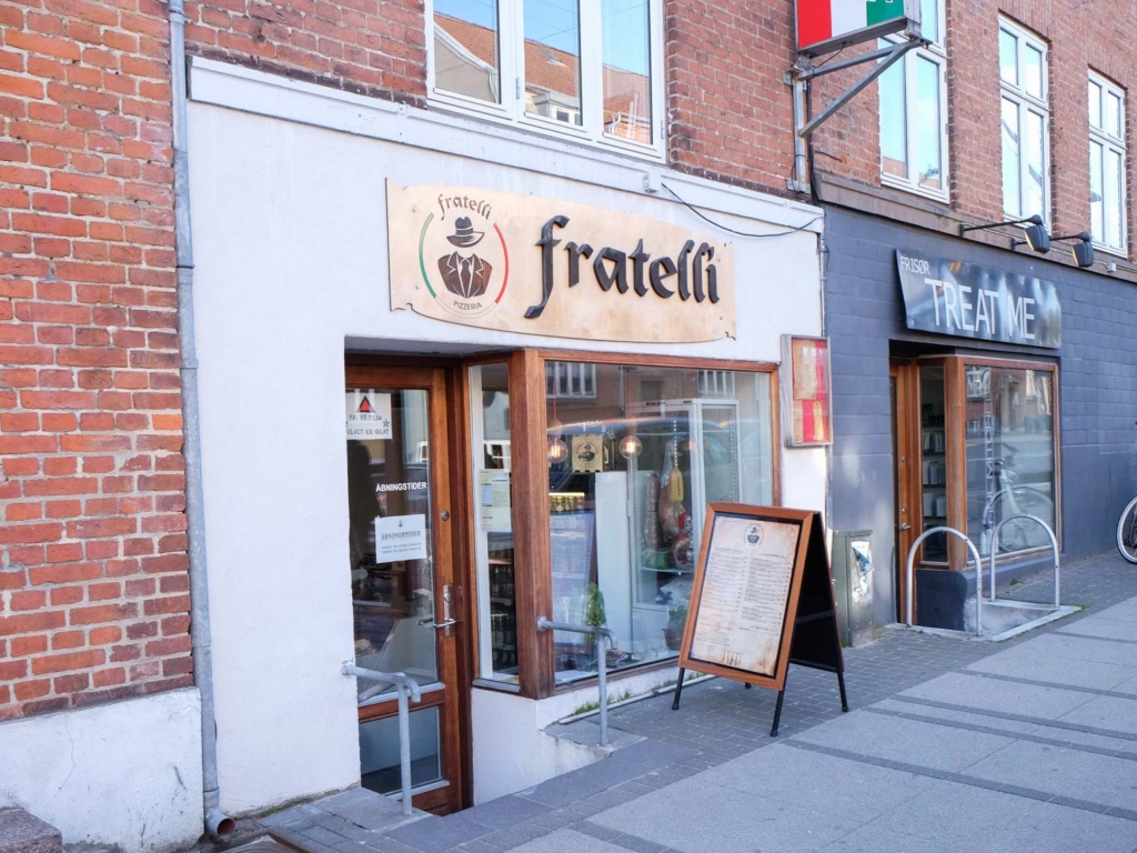 Fratelli Pizzeria på Tr&oslash;jborg