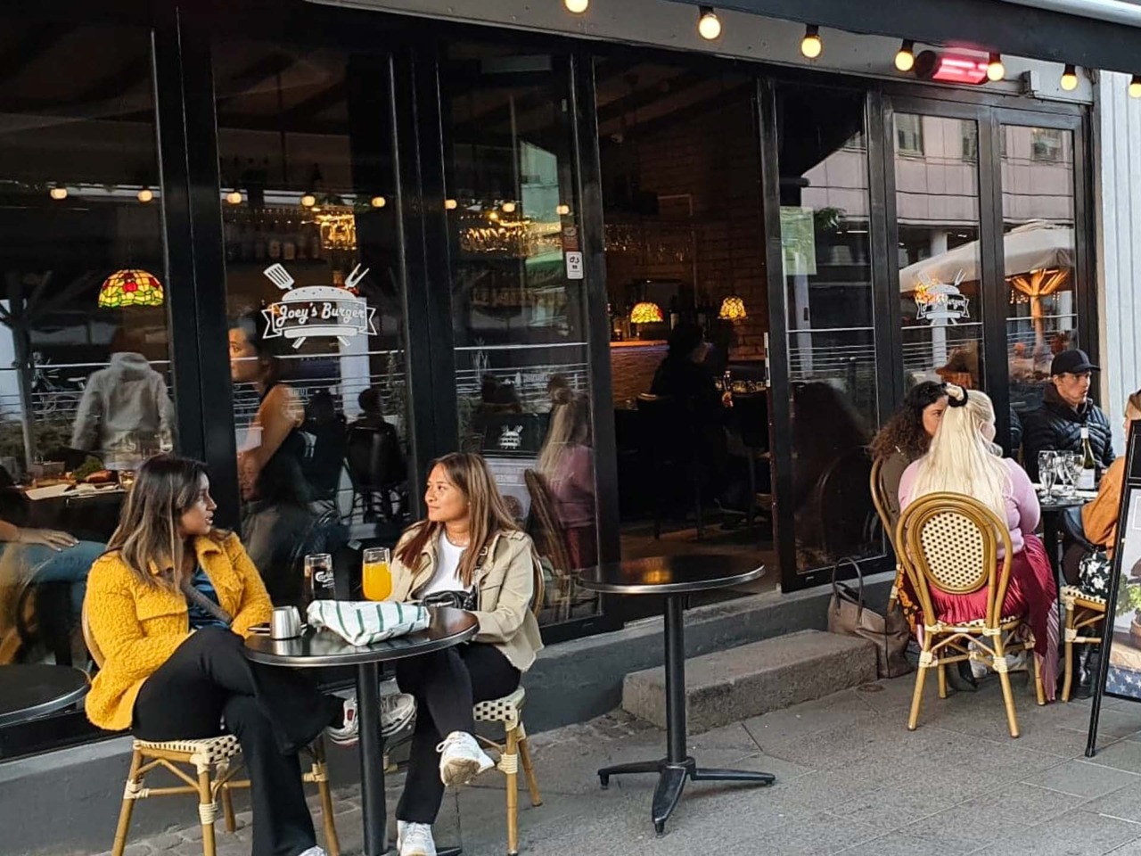 Joey´s Burger ved åen i Aarhus