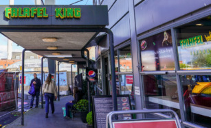 Falafel King i Aarhus set ude fra busholdepladsen