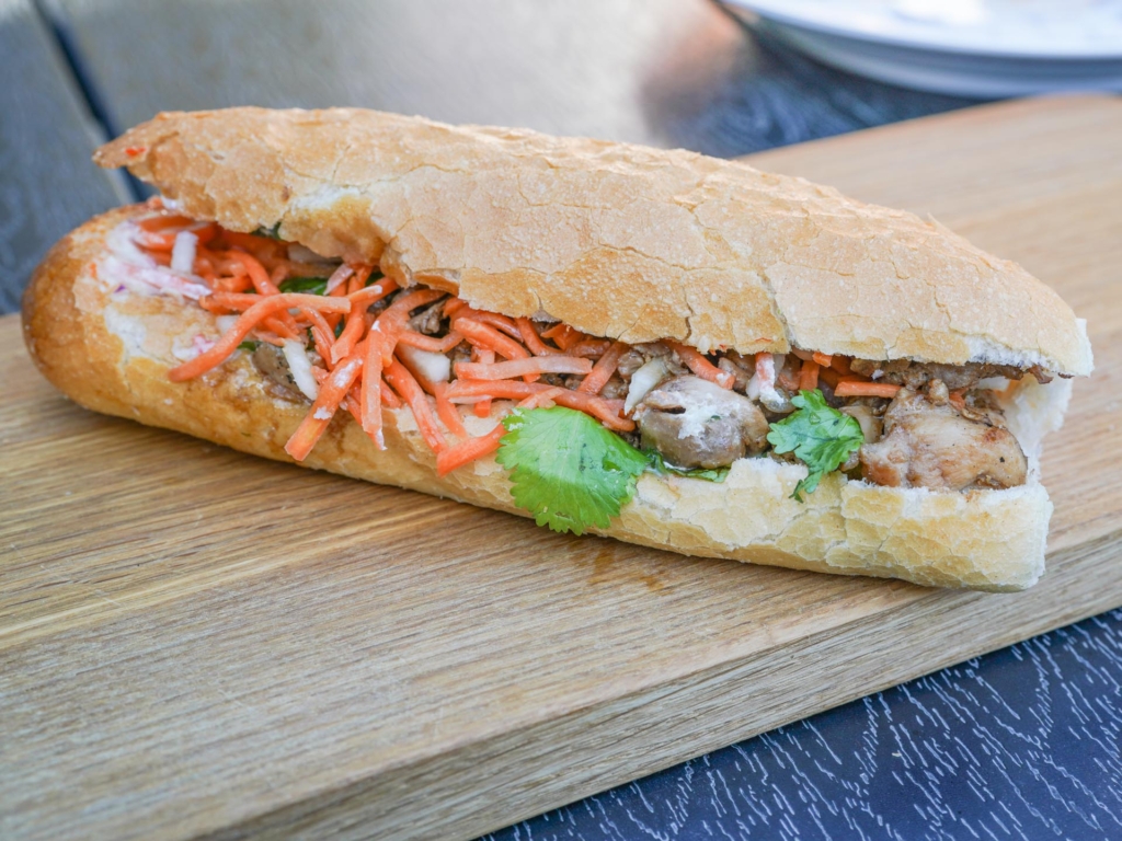 Deres signatur hos B&aacute;nh M&igrave; Bandits