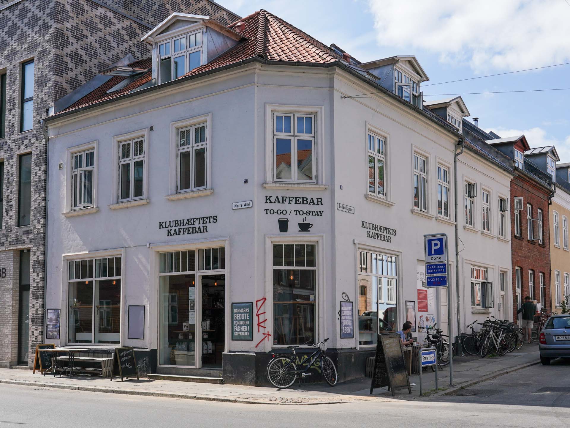Klubhæftets Kaffebar set udefra