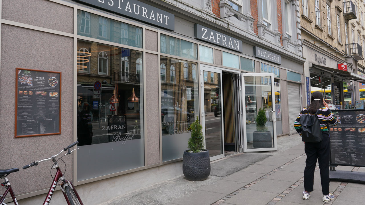 Restaurant Zafran set udefra gaden