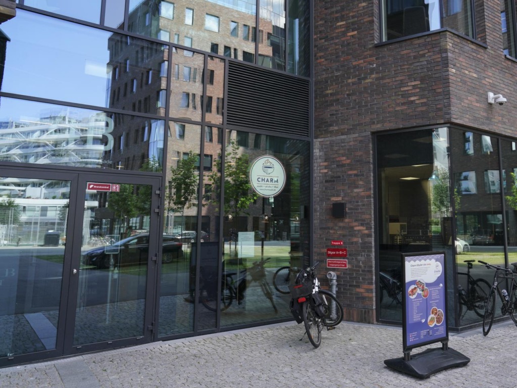 Charm på Aarhus &Oslash; set udefra