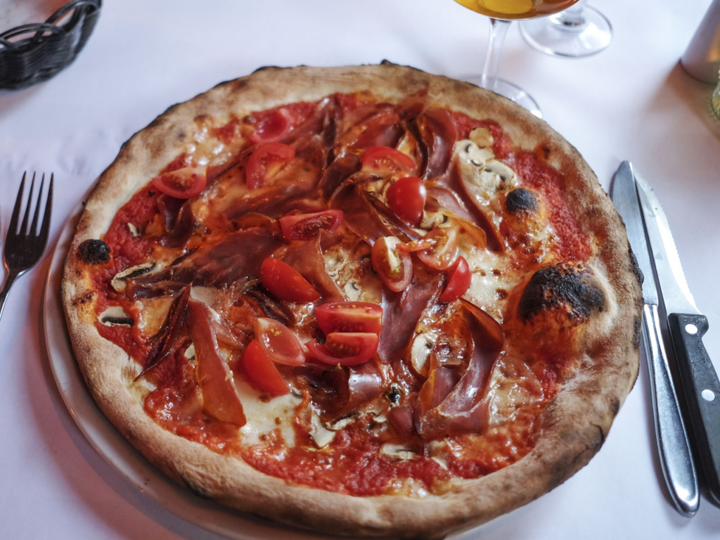 Pizza hos Restaurant AmoRomA