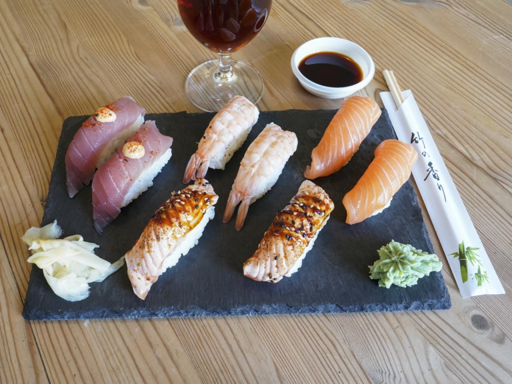 En omgang sushi fra Sino Sushi i Frederiks All&eacute;