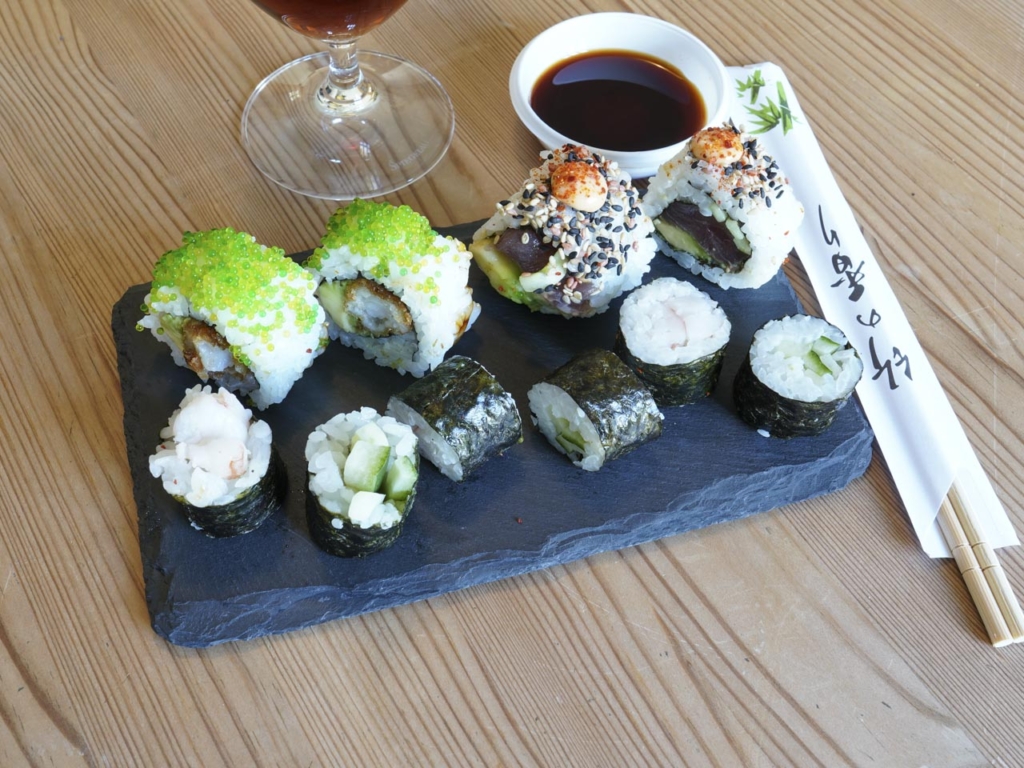 Lidt mere sushi som takeaway fra Sino Sushi i Frederiks All&eacute;