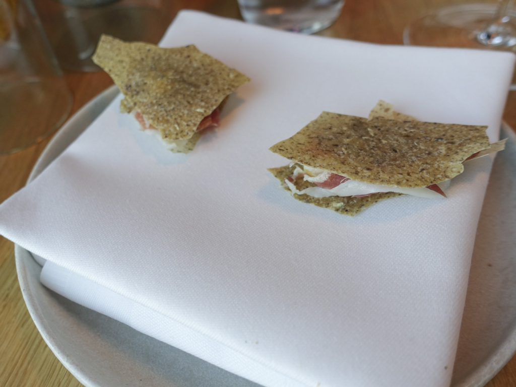 Snacks p&aring; Substans på Aarhus &Oslash;