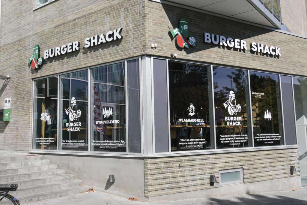 Burger Shack på Trøjborg set fra gaden af