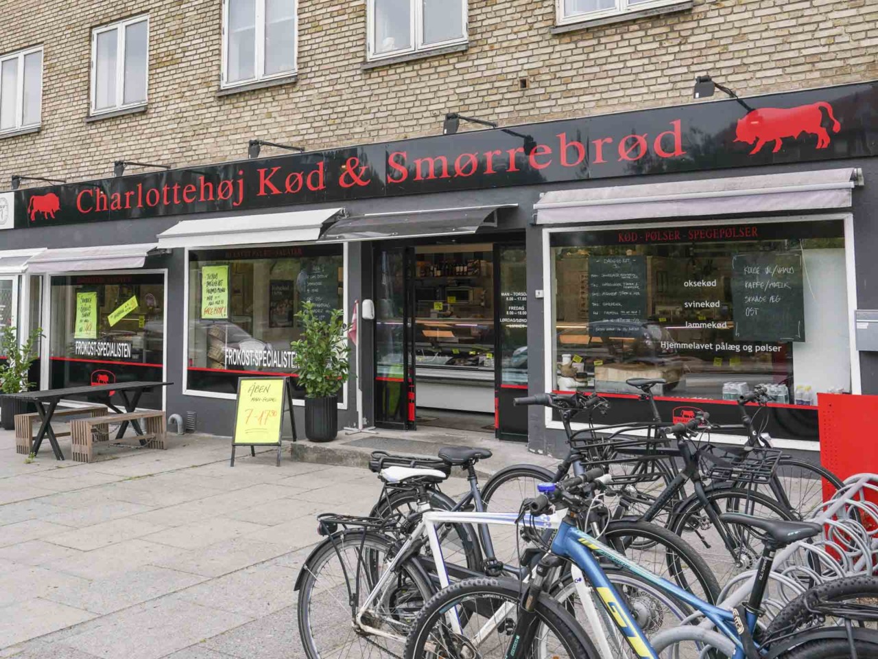 Charlottehøj Kød & Smørrebrød i Aarhus V