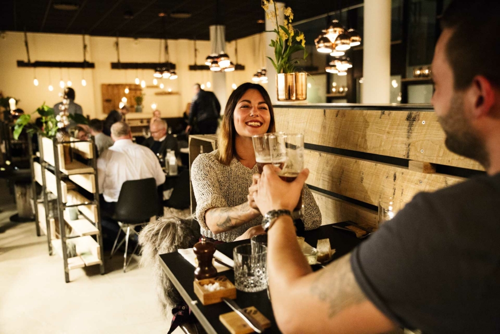 G&aelig;ster hos Köd ved åen i Aarhus