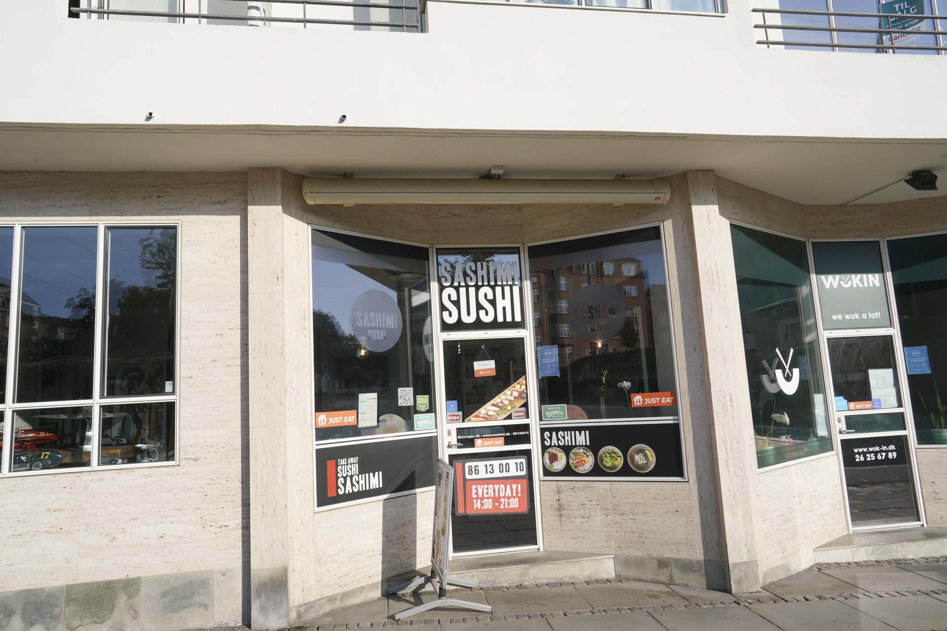 Sashimi sushi og wok in på Trøjborg
