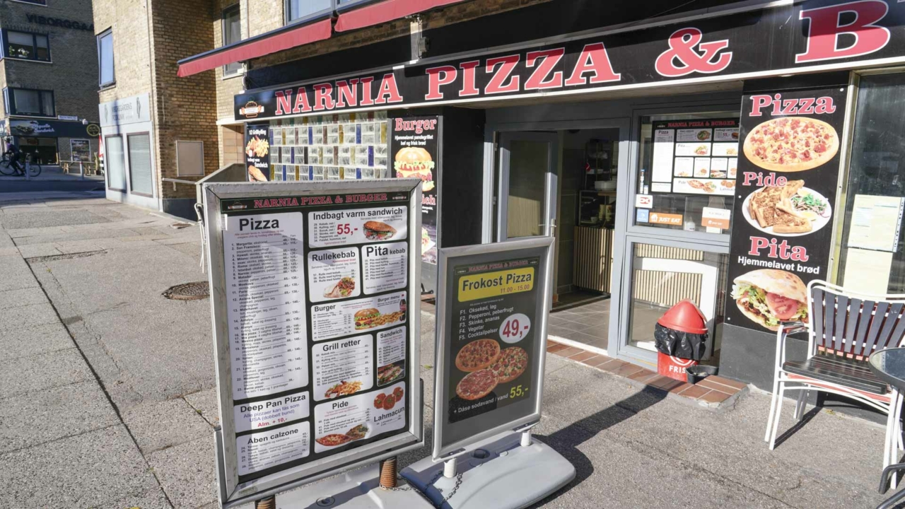 Narnia Pizza & Burger-2