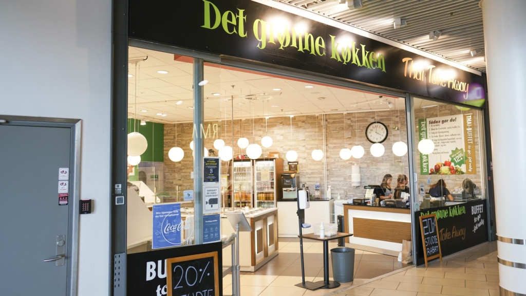 D&acute;let - Det Gr&oslash;nne K&oslash;kken set udefra