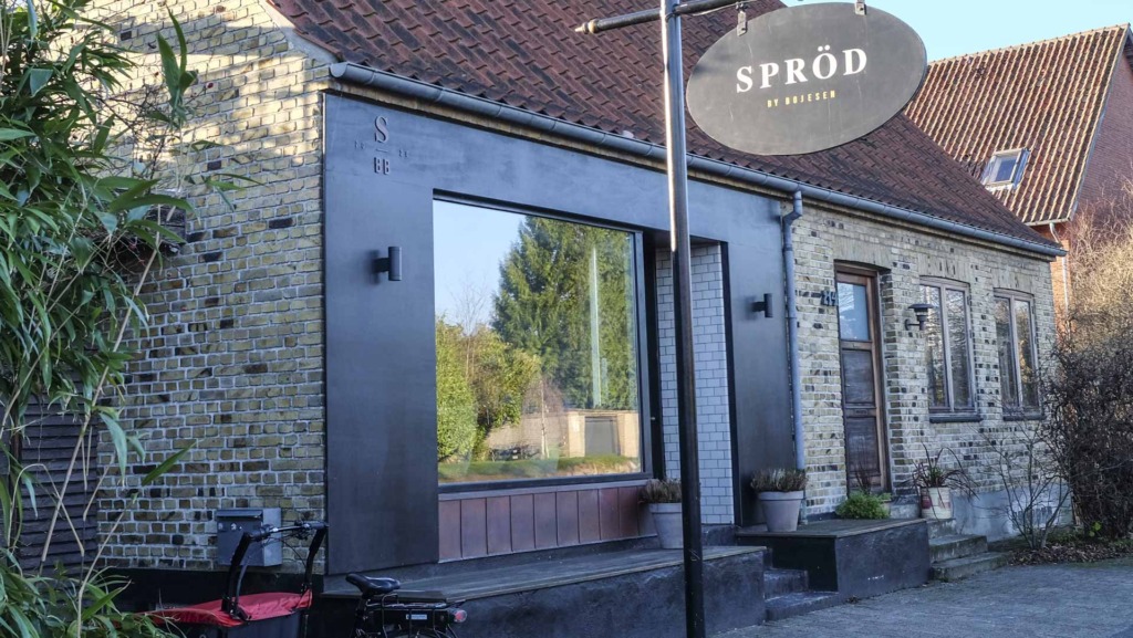 SPRÖD By Bojesen set ude fra vejen af