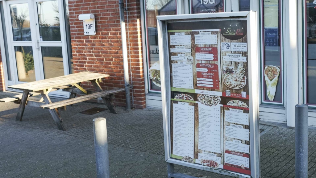 Her ser vi menutavlen hos Skåde Pizza