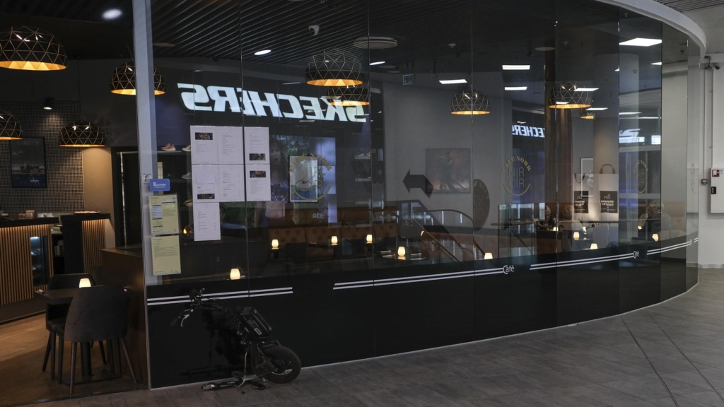 heroisk Afvist detekterbare Café Norr i Bruuns Galleri - stort menukort med stort udvalg