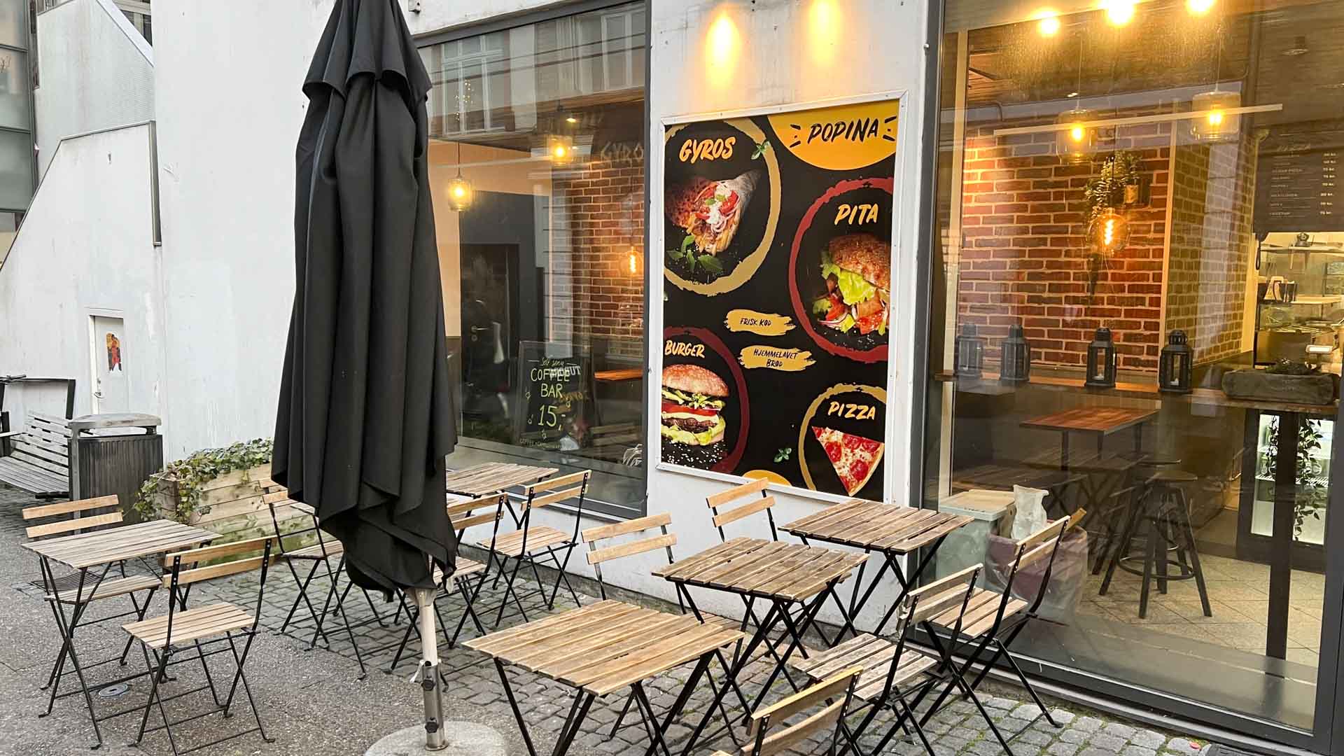 Popina i Frederiksgade set udefra