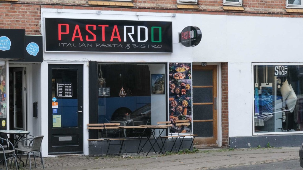 anklageren Nyttig Lad os gøre det Pastardo - Mihai Lucas' lille pastaværksted og bistro i Åbyhøj