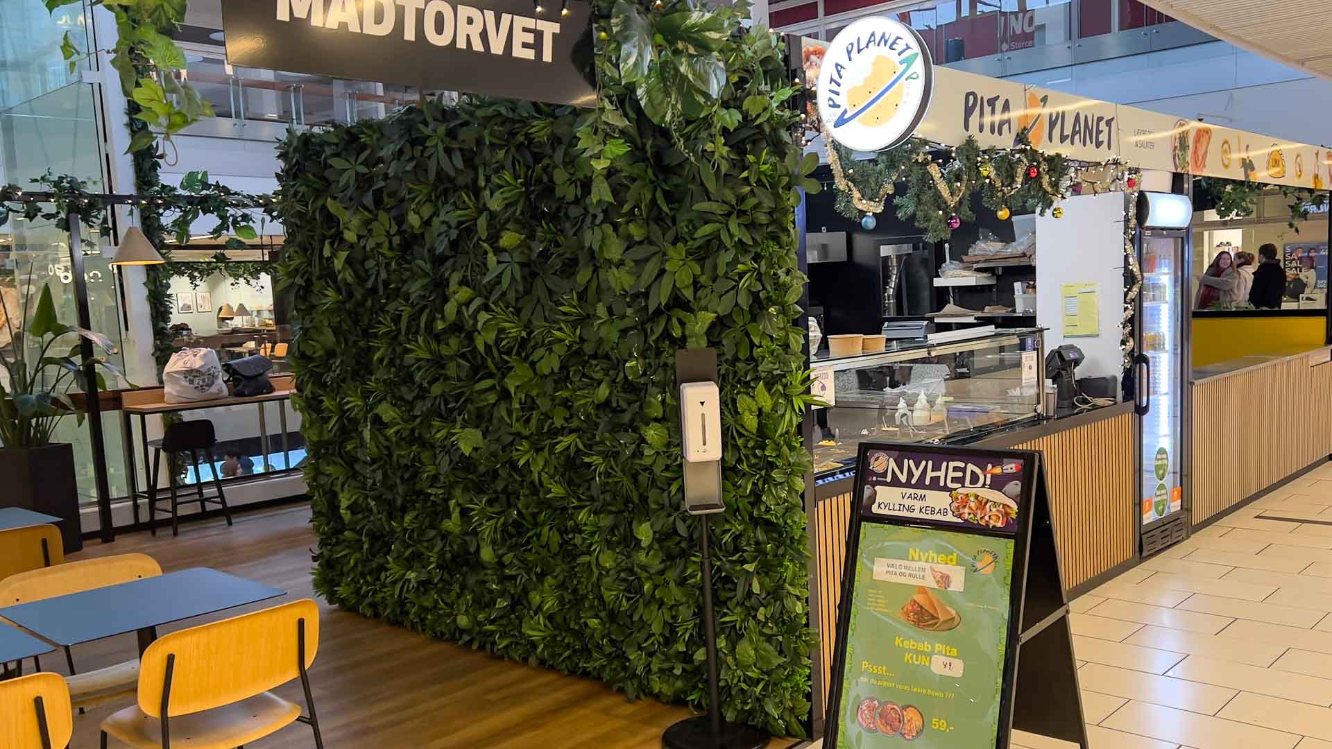 Her ser man Pita Planet Pure i Storcenter Nord