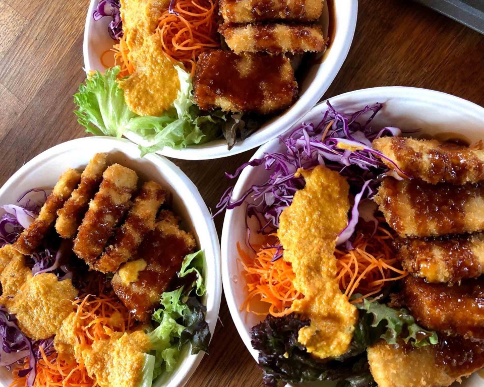 Lidt takeaway fra Tokyo Kitchen p&aring; Tr&oslash;jborg