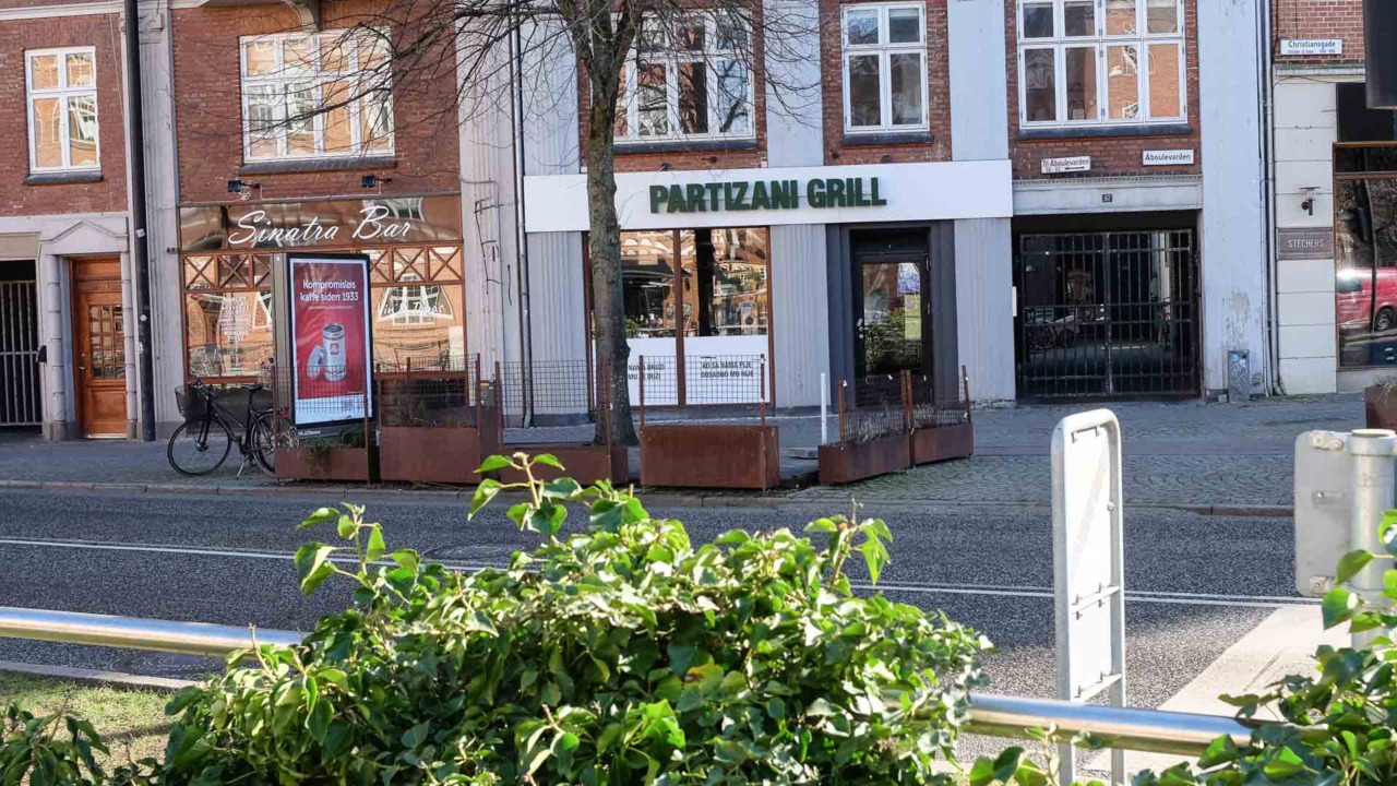 Partizani Grill vedd åen i Aarhus