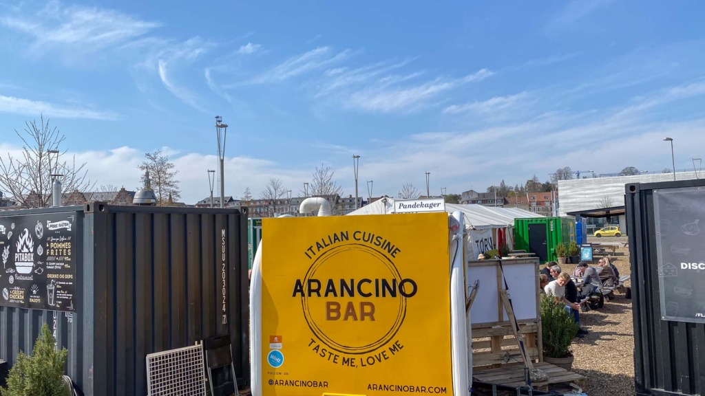 Her ligger Arancino Bar på Tørv