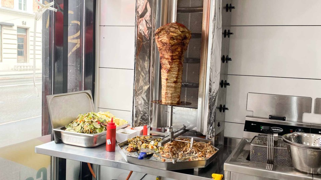 Spyddet hos Berlin Gemüse Döner i Aarhus