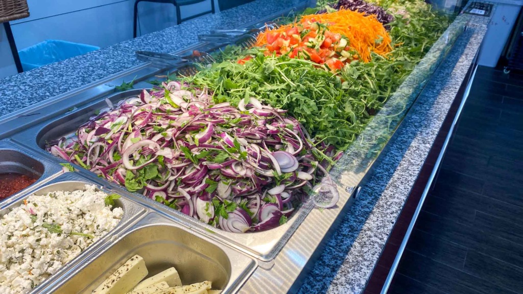 Salatbaren hos Berlin Gemüse Döner