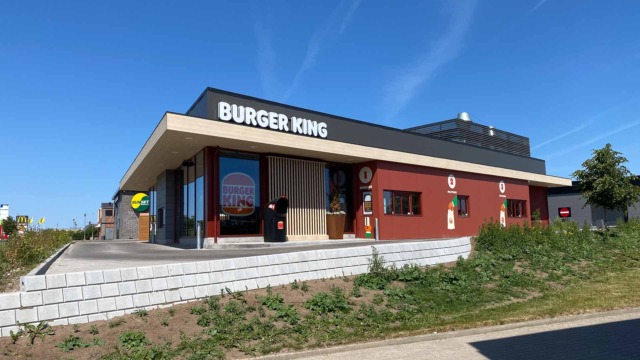 Burger King i Tilst en sommerdag med fuld solskin