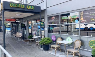 Falafel King set udefra