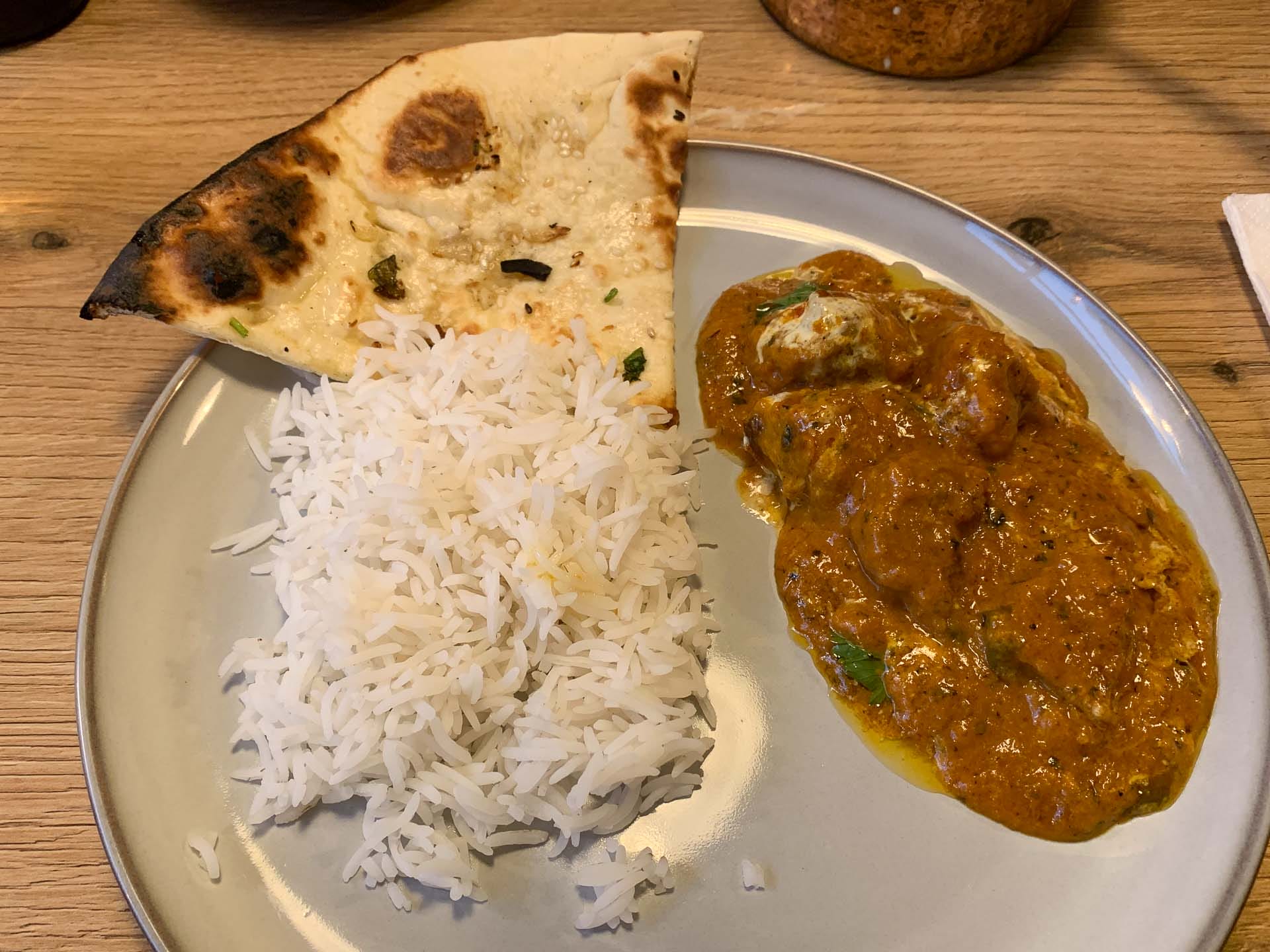 Det er fine portioner de laver hos Royal Indian Zaika i Aarhus
