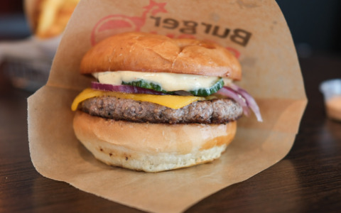 Cheeseburgeren hos Burger Boom