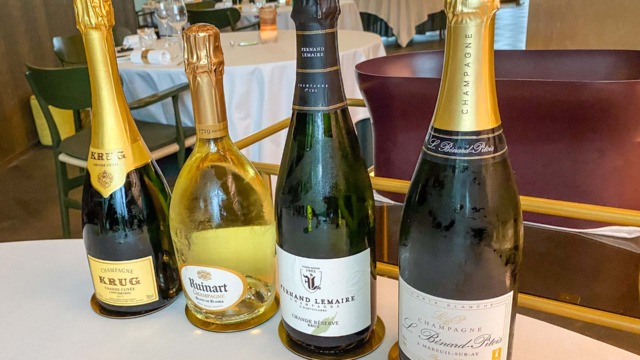 Champagner hos Ghrelin Gourmet Restaurant i Aarhus