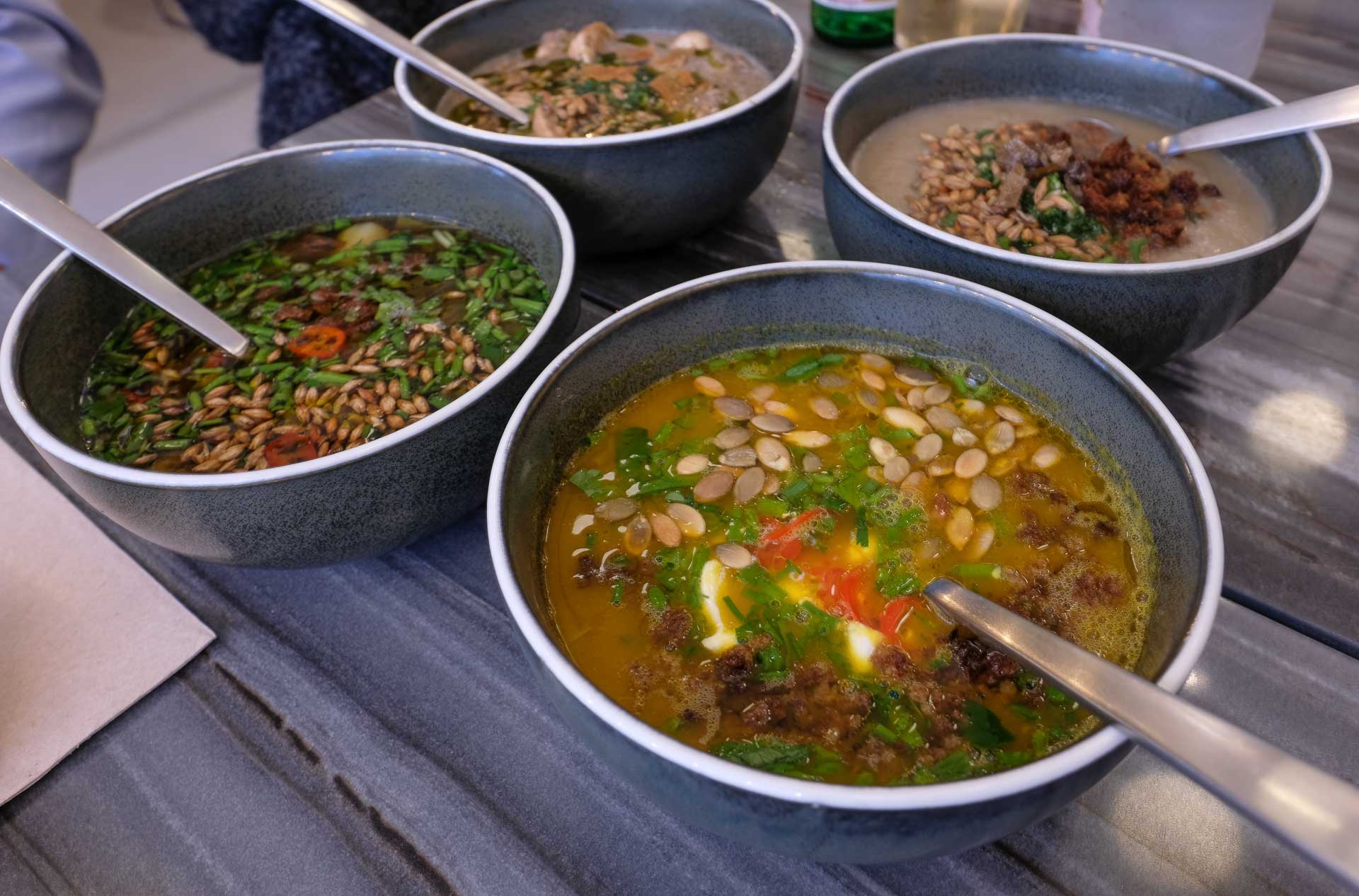 Her ser man fire forskellige supper hos Soup Nerds i Borggade