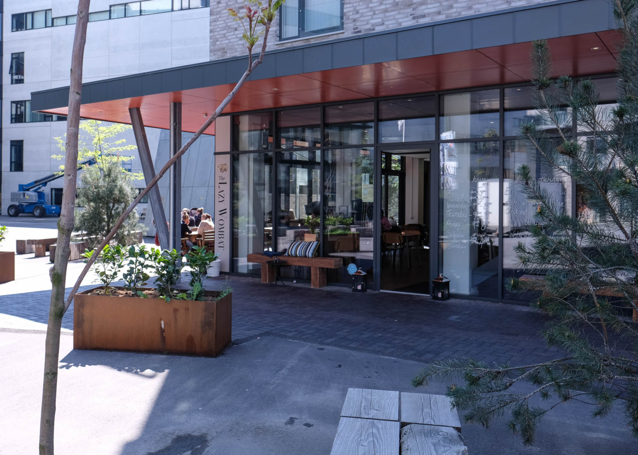 The Lazy Wombat i Ceresbyen set udefra