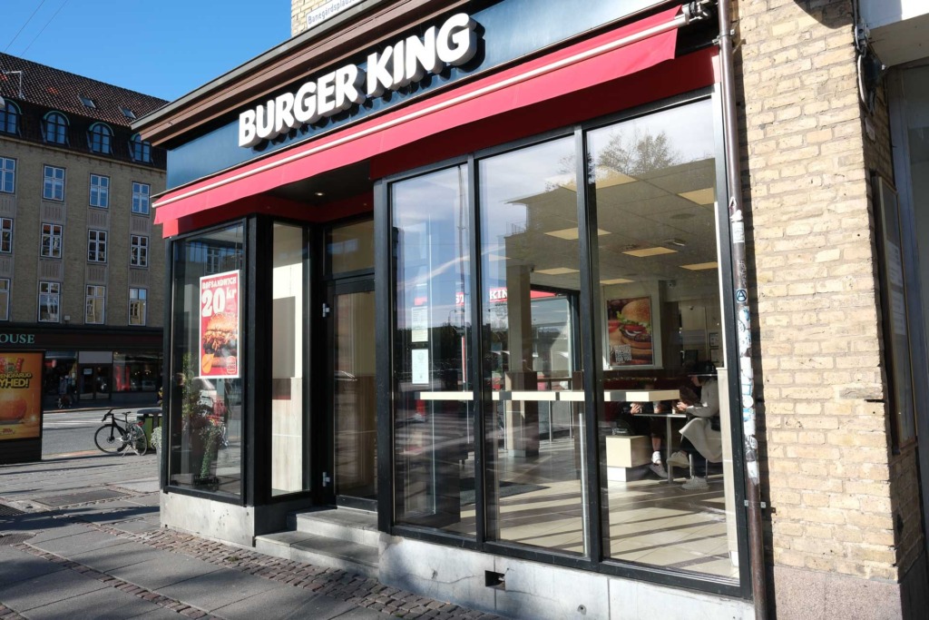 Der er lyse lokaler hos Burger King på Banegårdspladsen