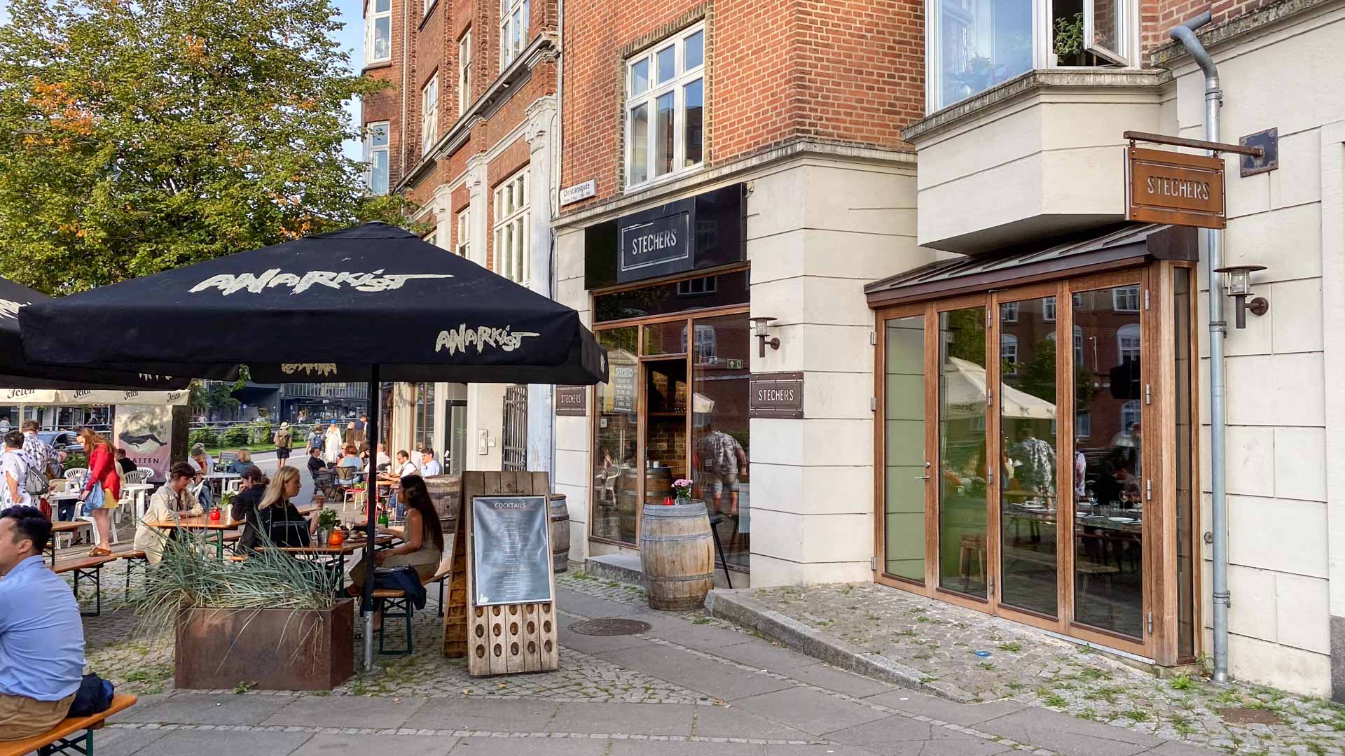 Stechers ved åen i Aarhus set udefra