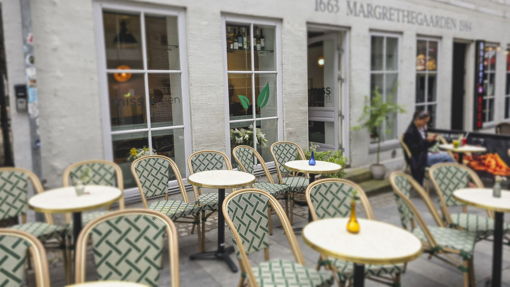 Miss Green Café i Frederiksgade tæt på åen i Aarhus