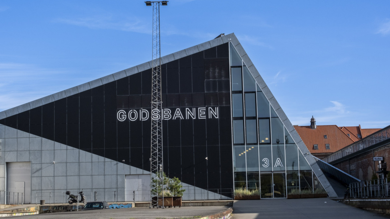 Indgangen - eller den ene af dem til Godsbanen