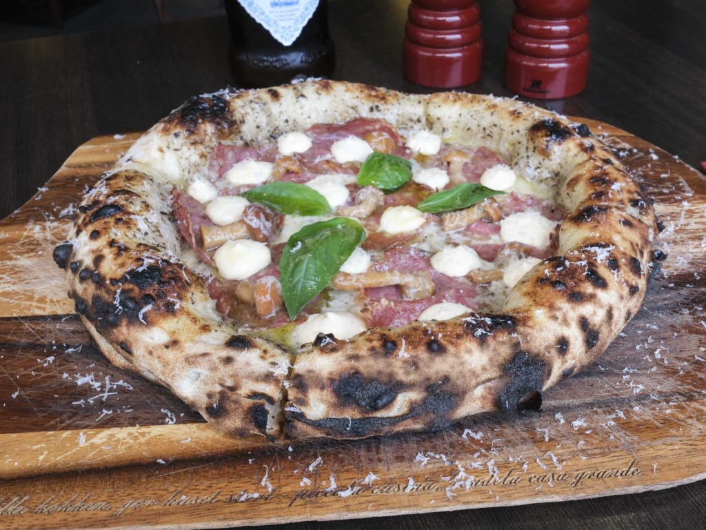 Tartufo e Funghi hos Markus Pizzeria