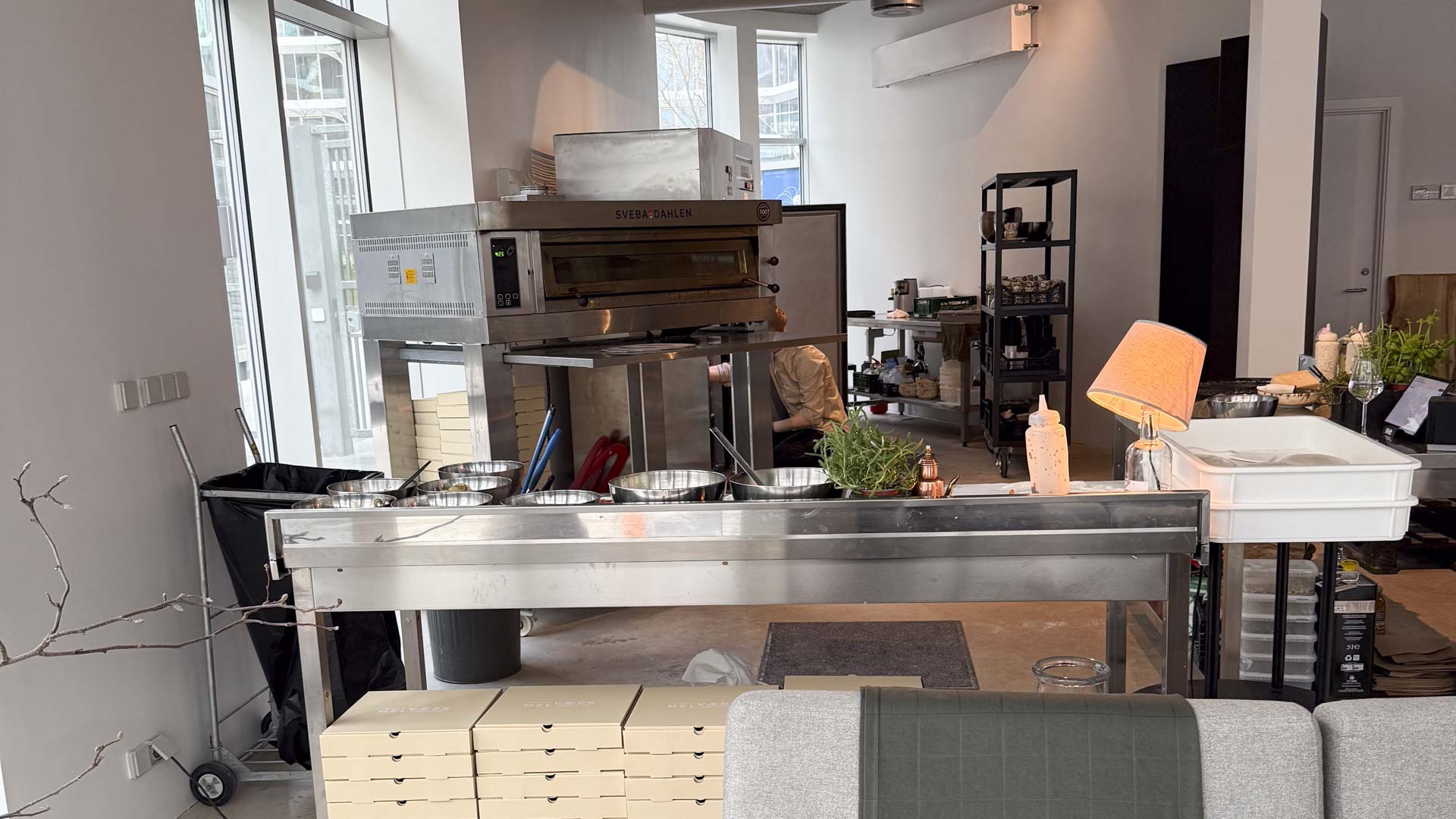 Den rustikke indretning hos Melværk på Aarhus Ø.