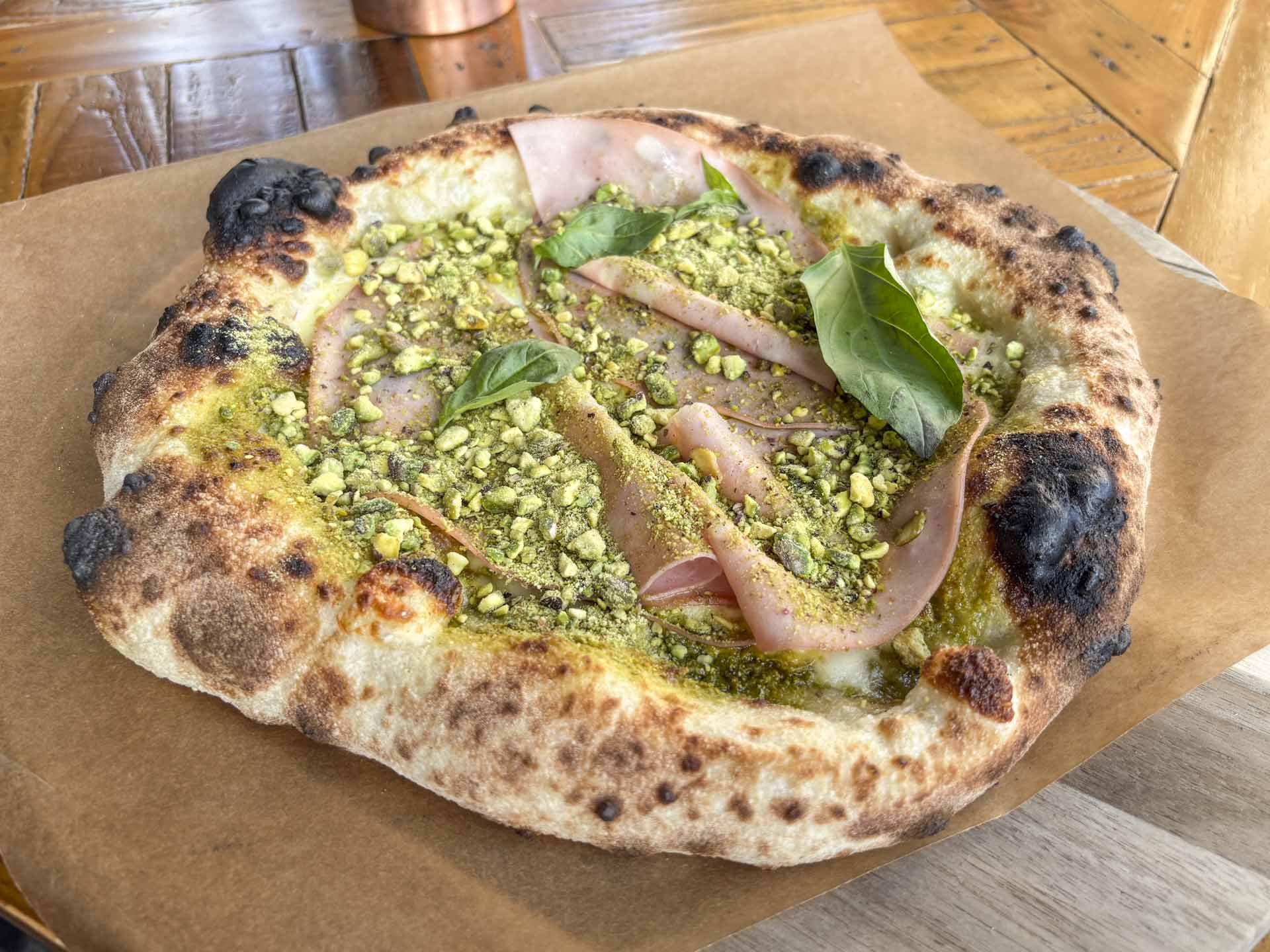 Miss Robinson pizza hos Hantwerk.