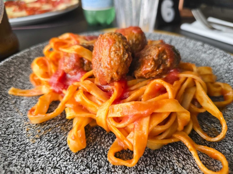 Pasta hos Nonna Velide i det sydlige Aarhus.