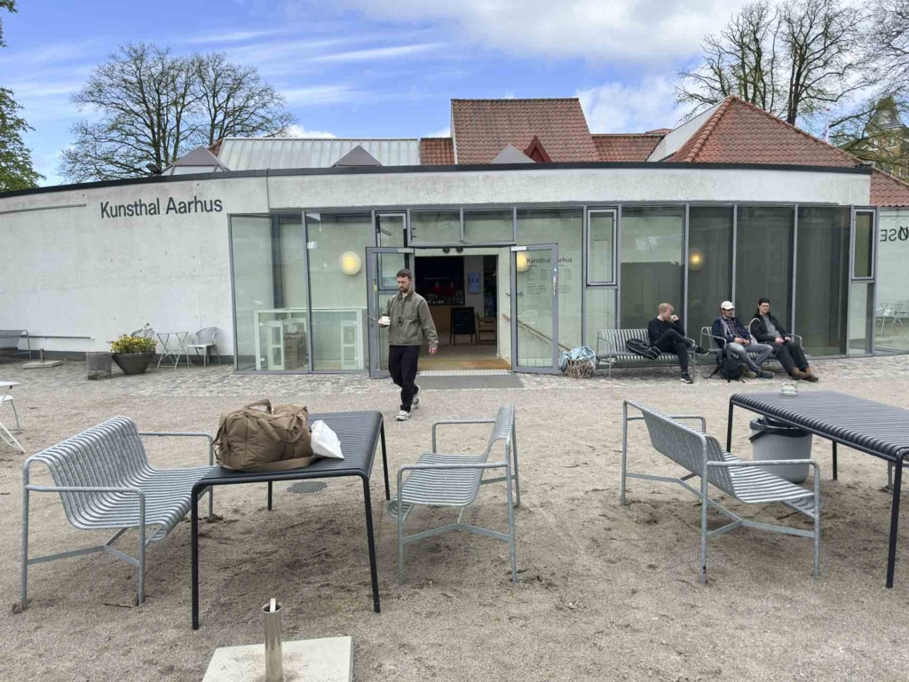 Gårdhaven hos Café Kunsthal i Aarhus C