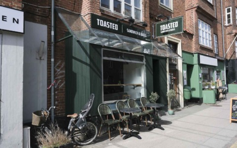 Toasted Sandwich & Bagel på Trøjborg en forårsdag