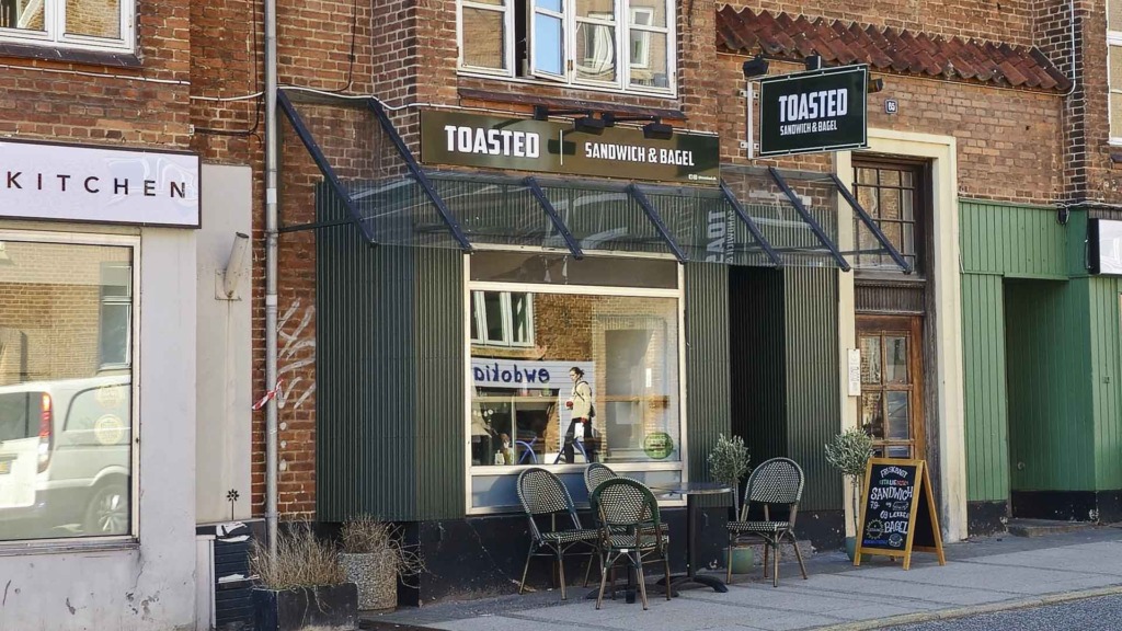Toasted Sandwich & Bagel på Trøjborg